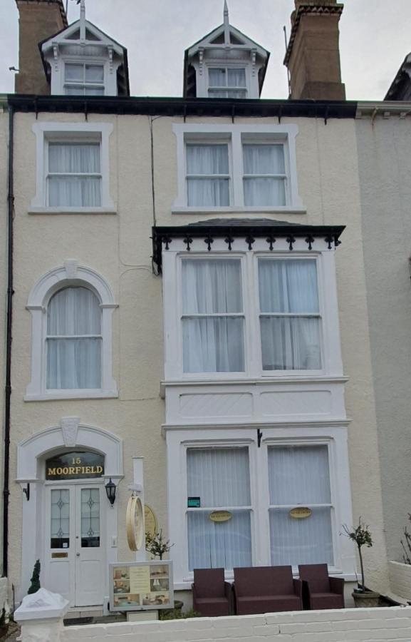 St Davids & Moorfield Hotels Chapel Street Llandudno Exterior photo